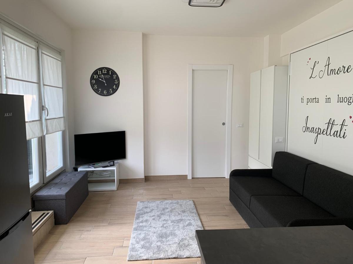 Ferienwohnung Attico Sky Garden Brescia Exterior foto